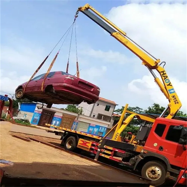 龙门吊车吊汽车的正确方法